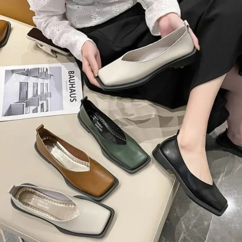 Roma Kadınları Düşük Topuklu A - Sneakers incelemesi ve fiyatı